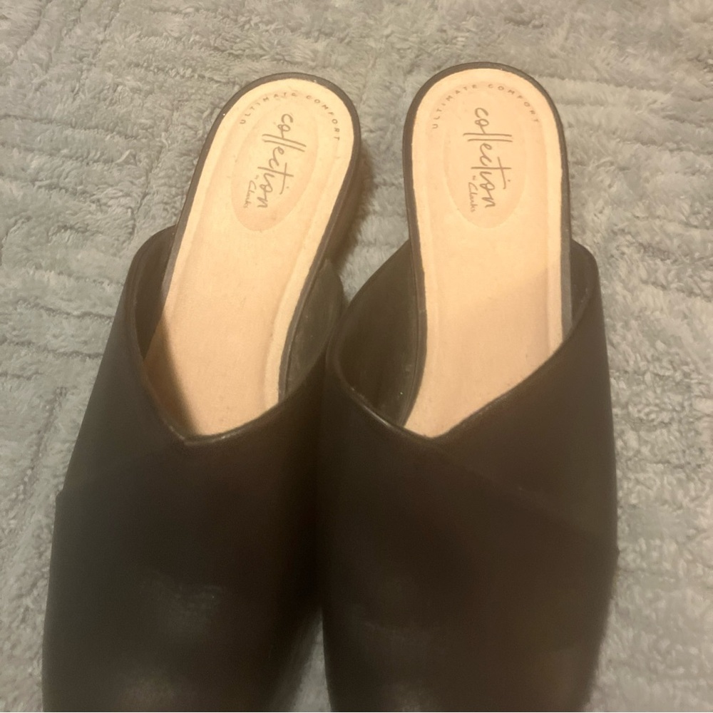 Collection B Black Mules Elegant and Versatile